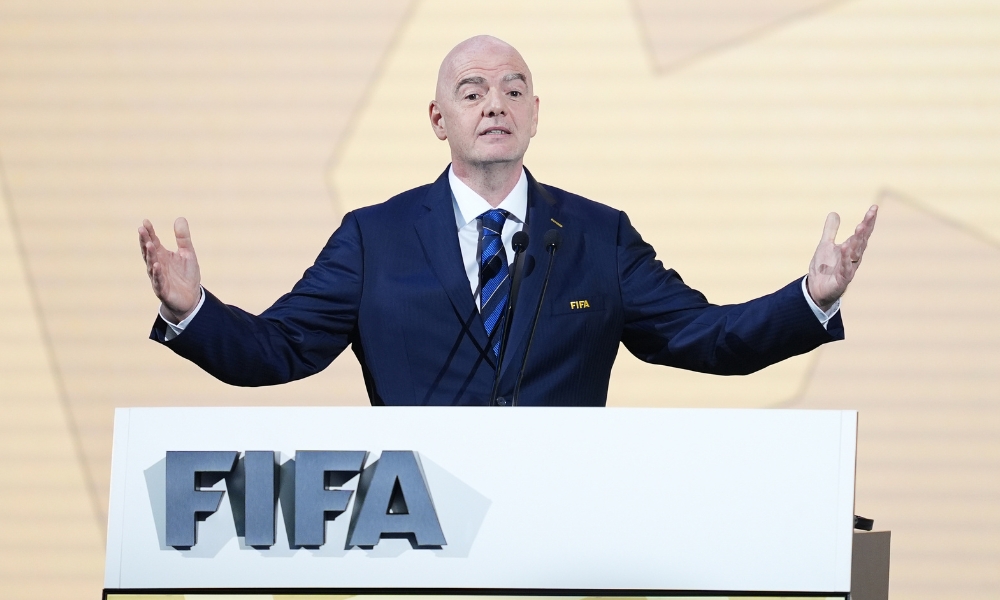 c7娱乐app下载:英超:利物浦以2比2踢和埃弗顿.